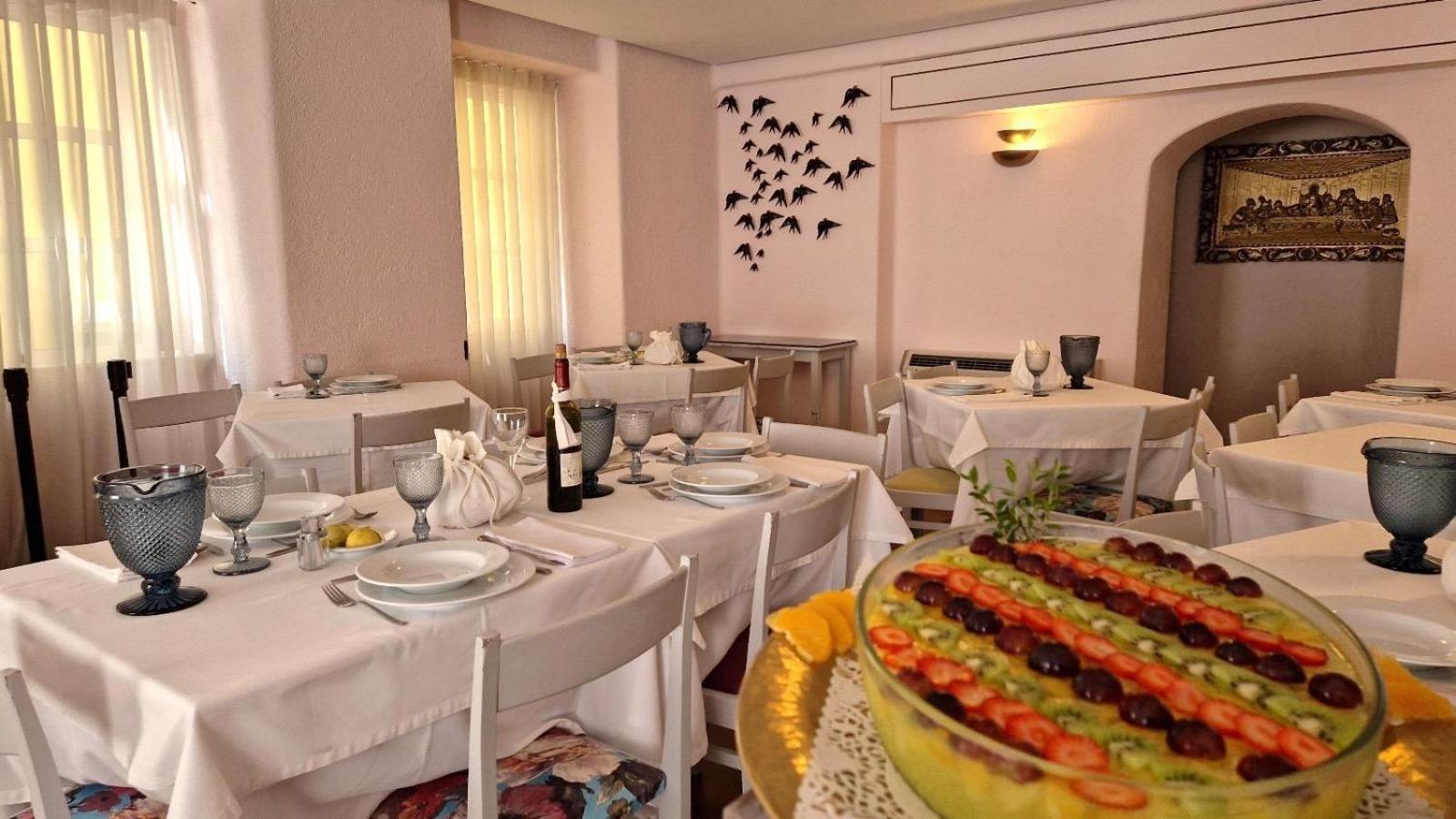 Hotel Central Jardim Герес Екстериор снимка